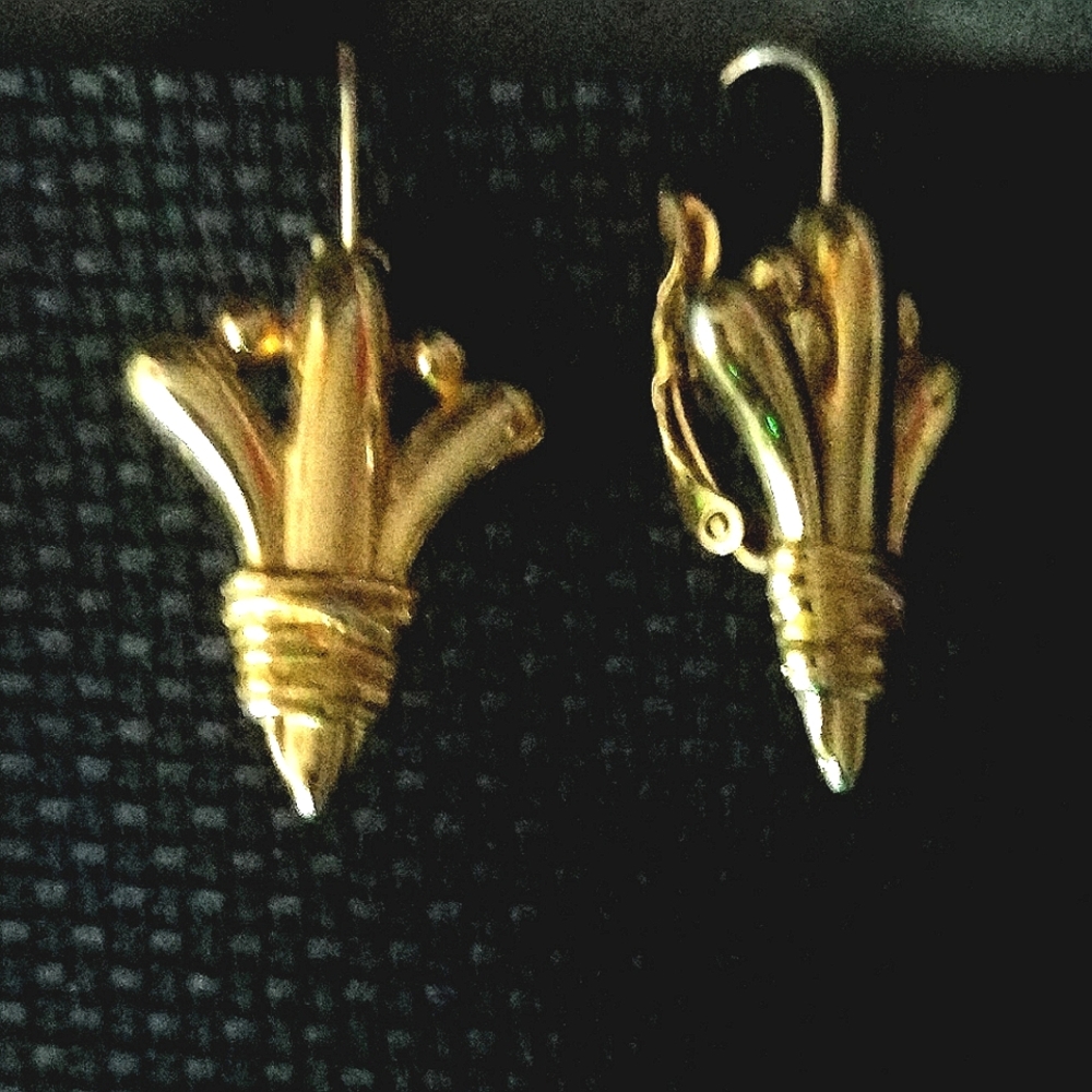Monet (signed) - Vintage Golden earrings